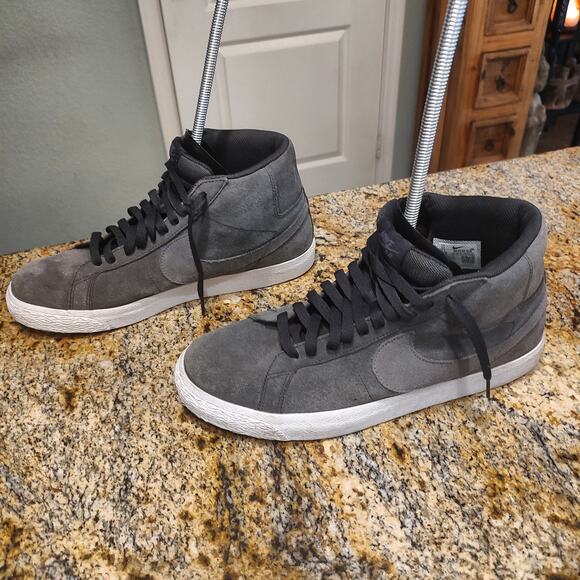 Nike SB Blazer Mid Sneakers Grey Size 10 ID 864349-006 main image 9